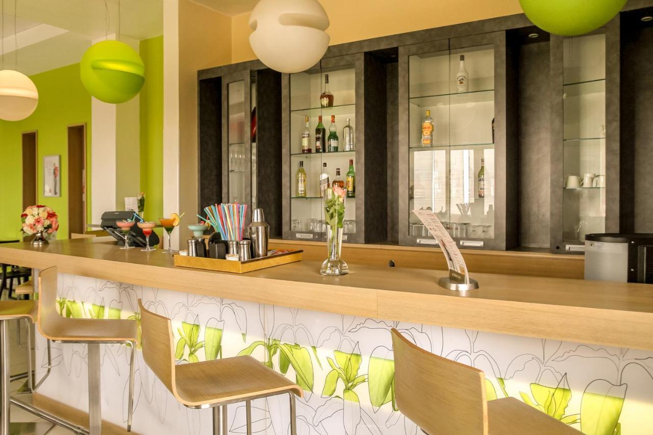 Ibis Constantine Hotel Екстериор снимка